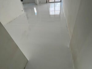 Revestimento Poliuretano Brilhante em Apartamento