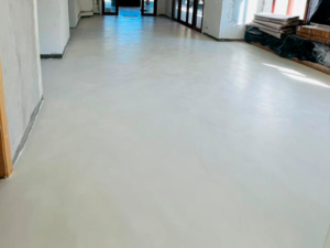 Piso de Microcimento em São Sebastião cor Ash Gray